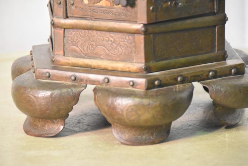 Japanese Temple Lantern - Image 6