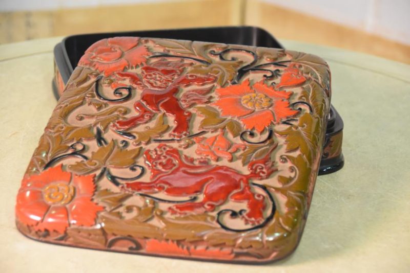 Meiji Period Japanese Carved Lacquer Suzuri Bako Writing Box - Image 11