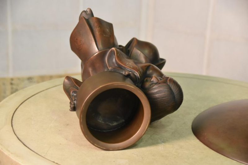 Japanese Bronze Usubata Flower Vase - Image 4