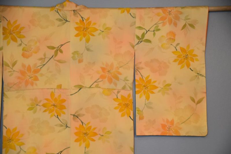 Golden Toned Kimono - Image 9