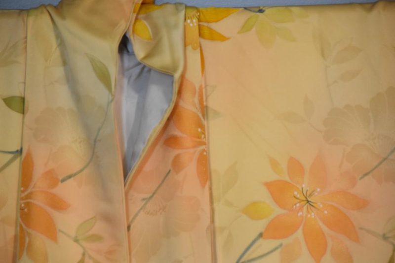 Golden Toned Kimono - Image 7