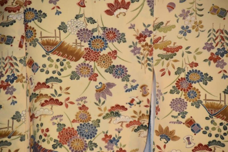 Japanese Silk Kimono - Image 4