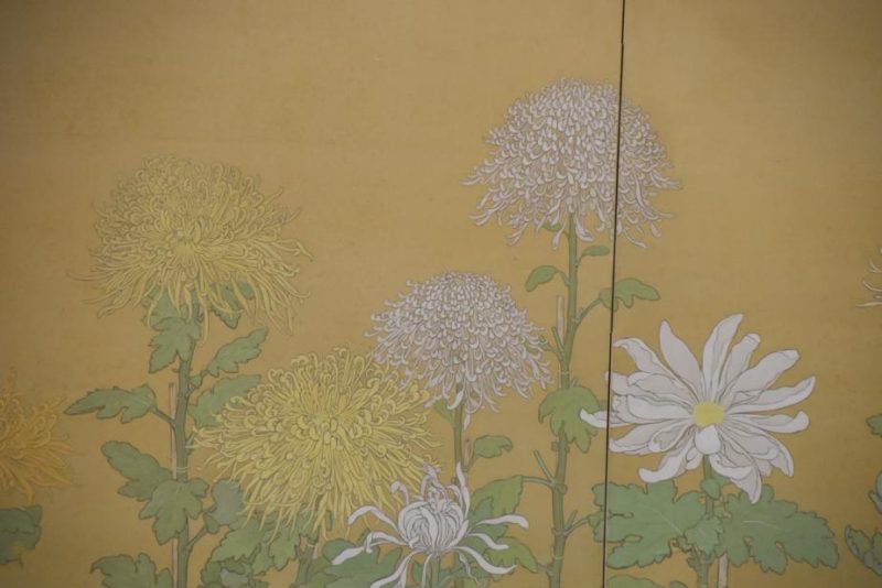 Taisho Period Chrysanthemums 2 Panel Screen - Image 2