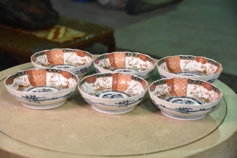 Set of 6 Antique Imari Bowls - Image 2