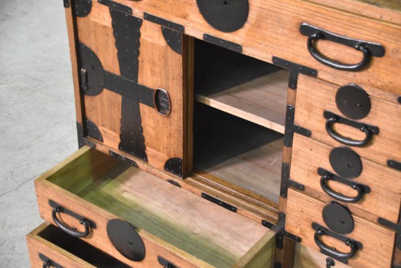 Antique Tokyo Region Merchant Chest - Image 2