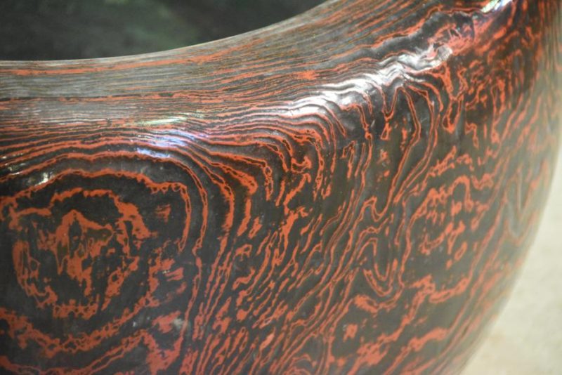 Large Japanese Negoro Lacquered Mountain Cedar Hibachi Width: 630mm - Image 4