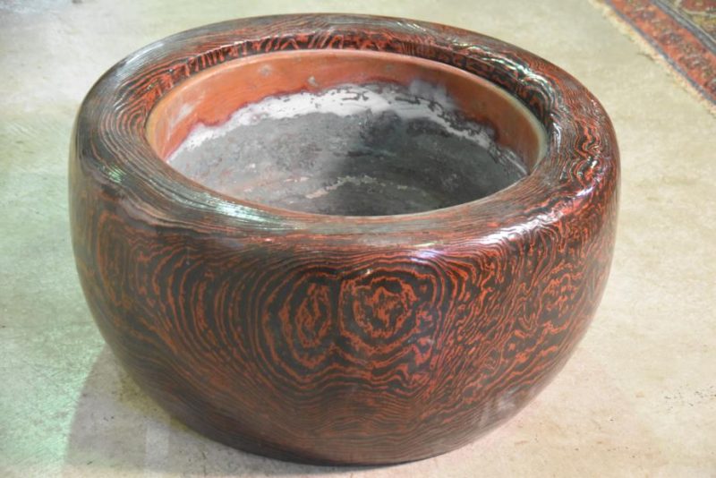 Large Japanese Negoro Lacquered Mountain Cedar Hibachi Width: 630mm - Image 3