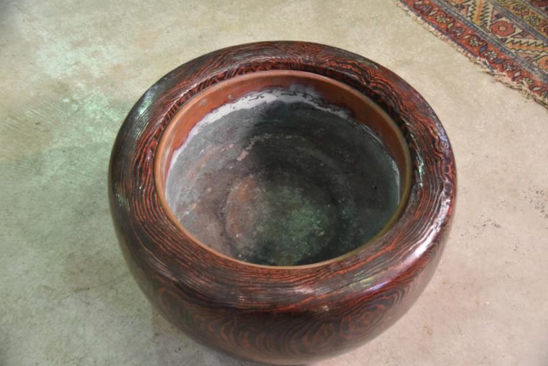 Large Japanese Negoro Lacquered Mountain Cedar Hibachi Width: 630mm - Image 11