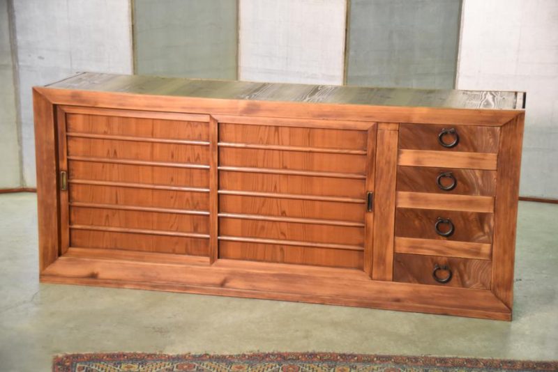 Japanese Hikone Region Mizuya Sideboard with Storage - Image 13