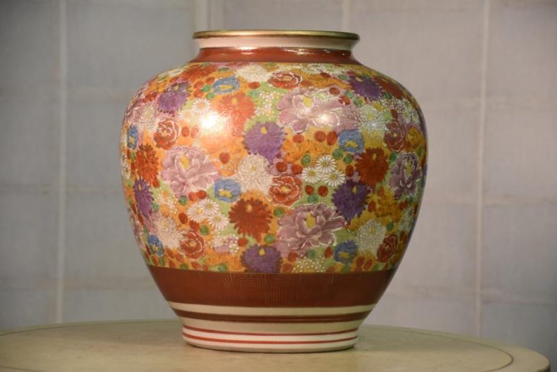 Japanese Vintage Satsuma Flower Vase - Image 2