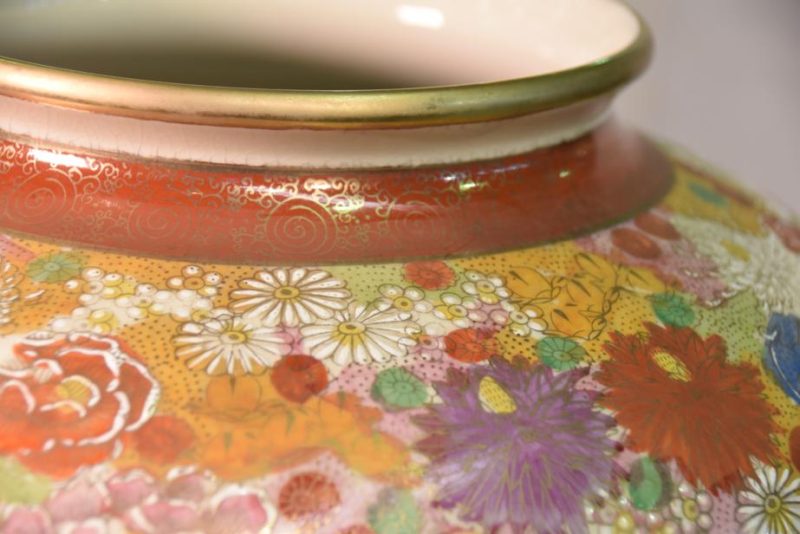 Japanese Vintage Satsuma Flower Vase - Image 9