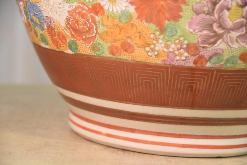 Japanese Vintage Satsuma Flower Vase - Image 7