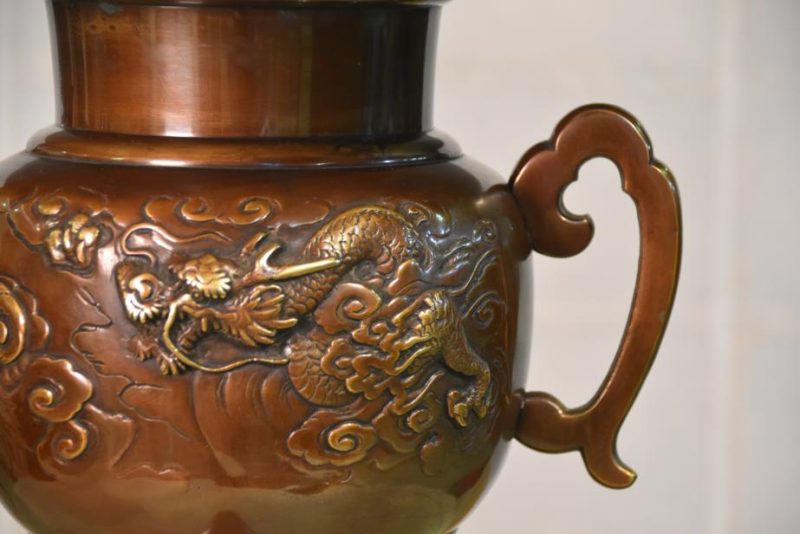 Large Japanese Bronze Flower Vase - Image 8