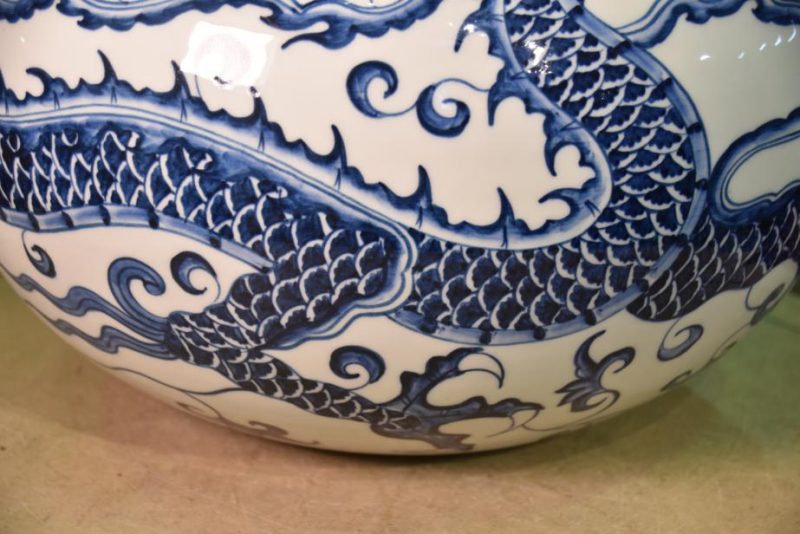 Japanese Blue and White Ceramic Dragon Vase - Image 10