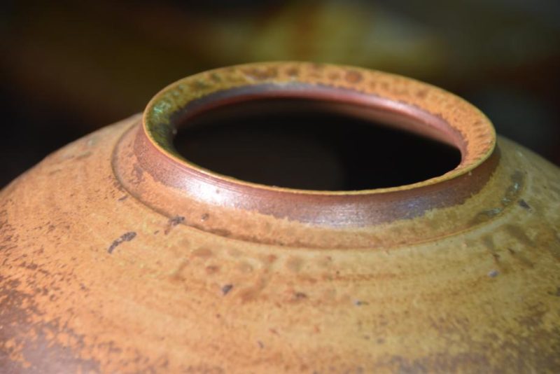 Bizen Pottery Vase - Image 4