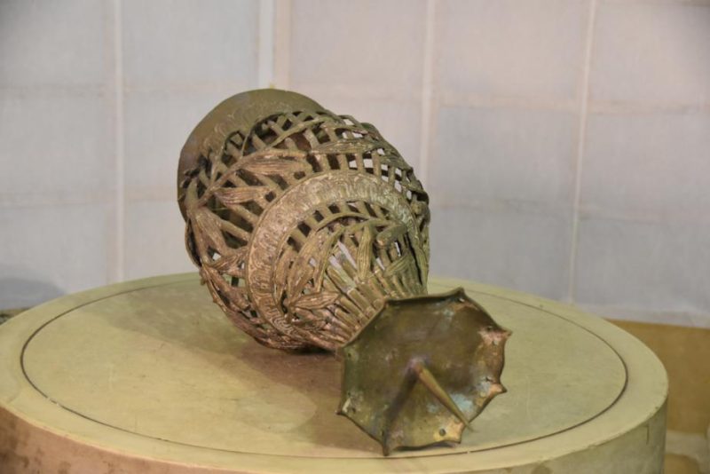 Japanese Shokudai Candle Stand - Image 3