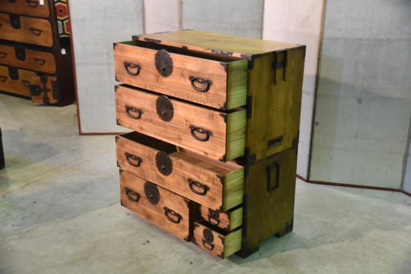 Antique Japanese 6 Drawer Clothing Chest - Image 3