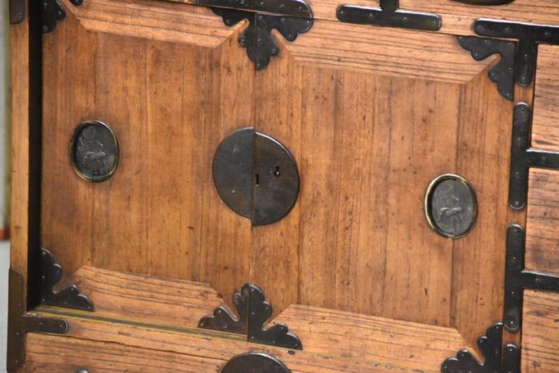 Tokyo Region Meiji Period Merchant Chest with Secret Drawer - Image 15