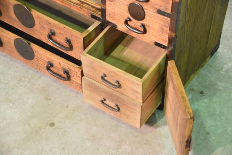 Tokyo Region Meiji Period Merchant Chest with Secret Drawer - Image 9