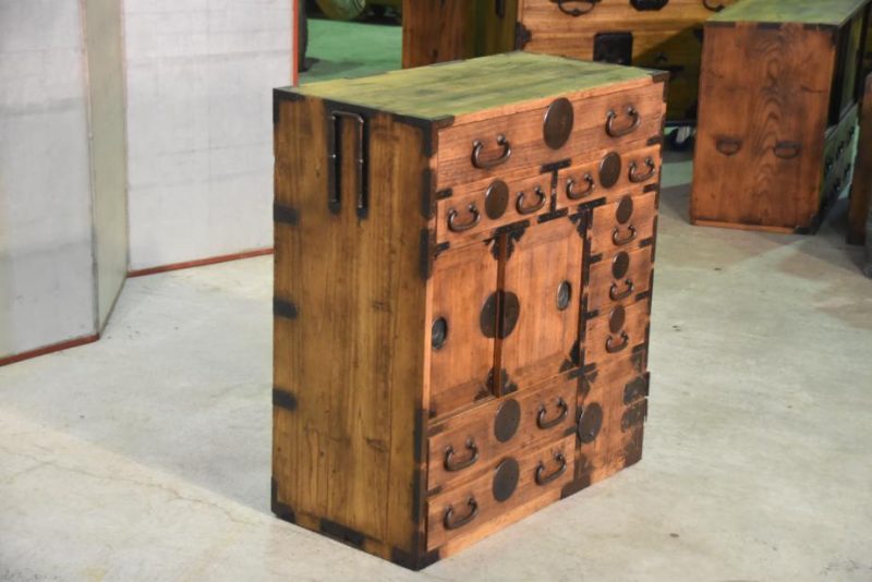Tokyo Region Meiji Period Merchant Chest with Secret Drawer - Image 3