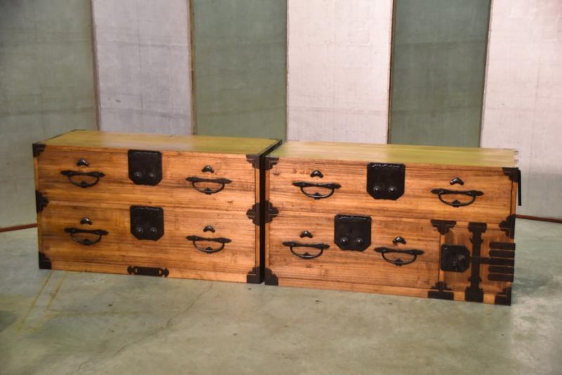 Large Japanese Antique Clothing Chest of Drawers - Image 2