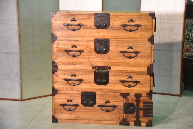 Large Japanese Antique Clothing Chest of Drawers - Image 12