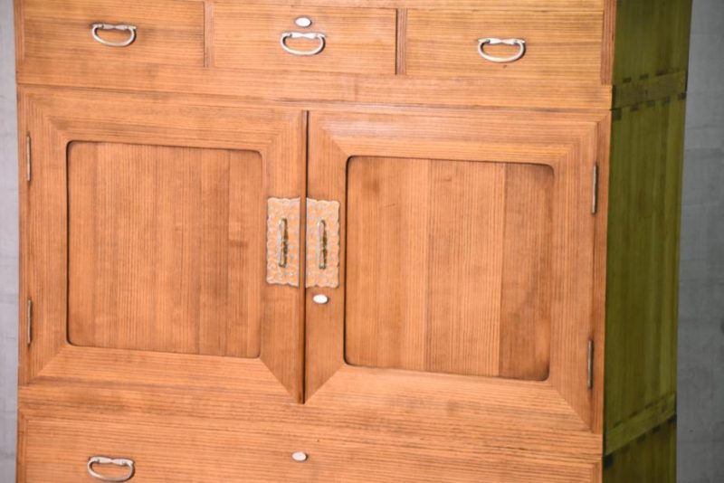 Vintage Japanese 3 Section Wedding Chest - Image 13