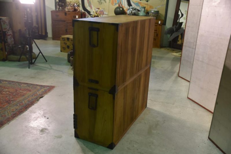 Large Japanese Antique Clothing Chest of Drawers - Image 4