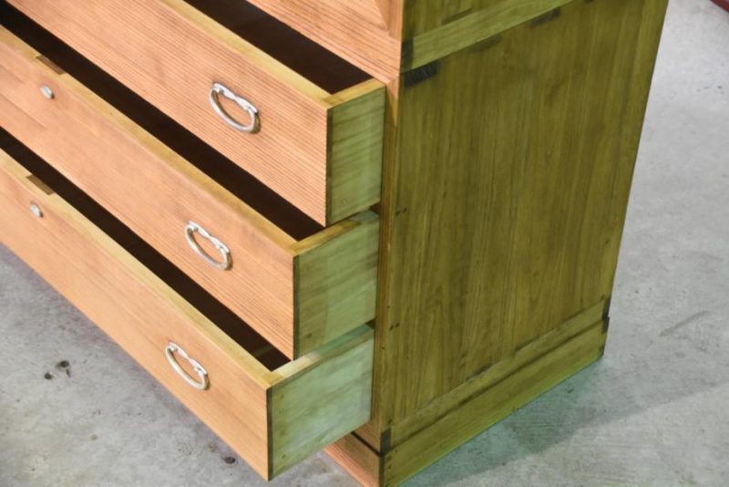 Vintage Japanese 3 Section Wedding Chest - Image 7