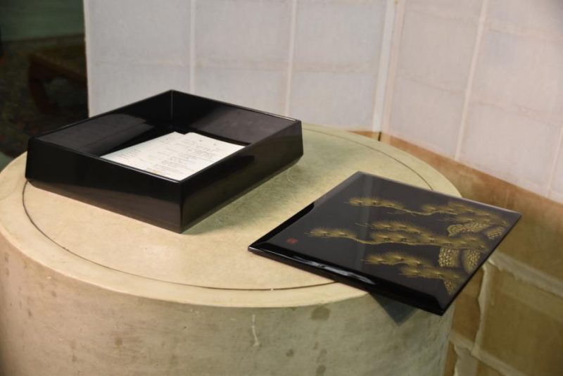 Japanese Lacquered Letter Box - Image 7