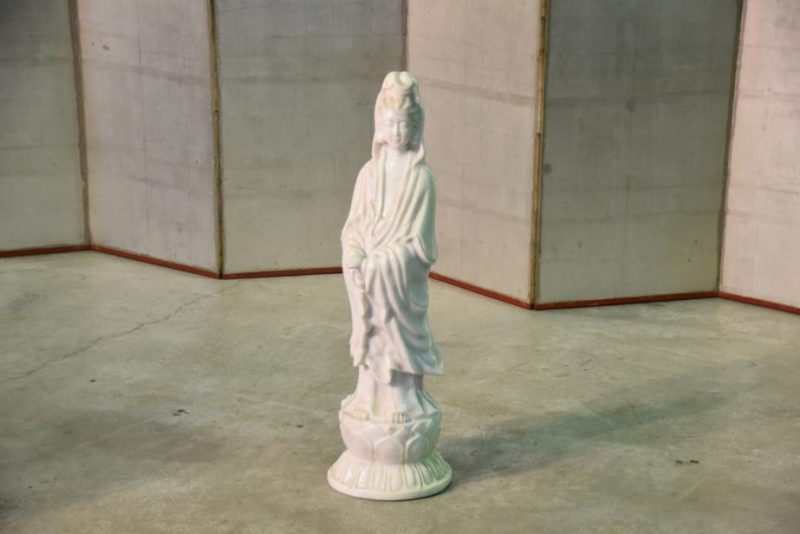 Chinese Marble Quanyin Kannon Statue - Image 11