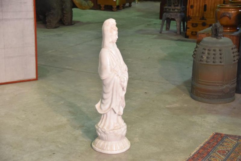Chinese Marble Quanyin Kannon Statue - Image 4