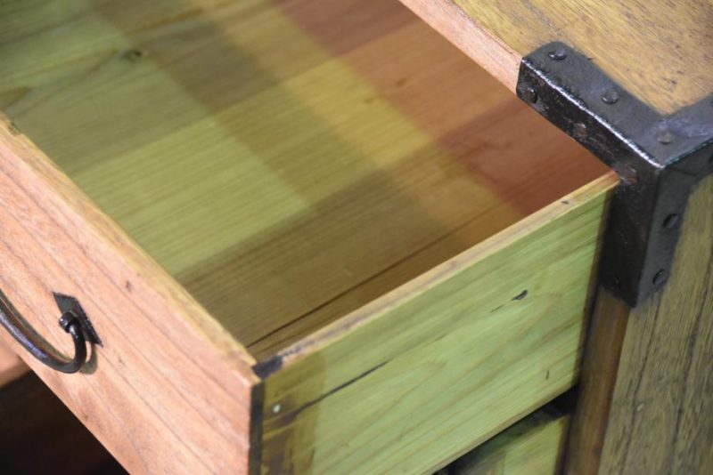 Antique Japanese Chest of Drawers - Image 4
