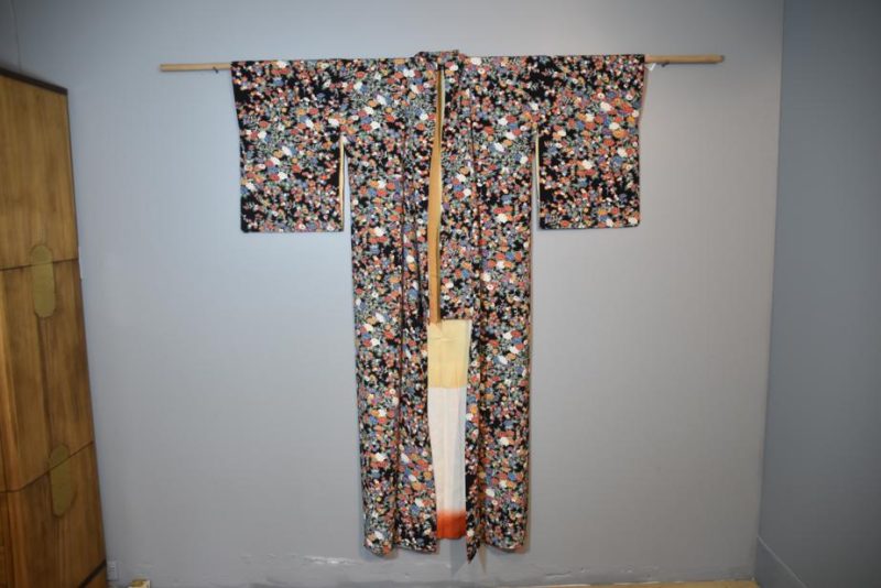 Japanese Vintage Kimono from Japan - Image 4