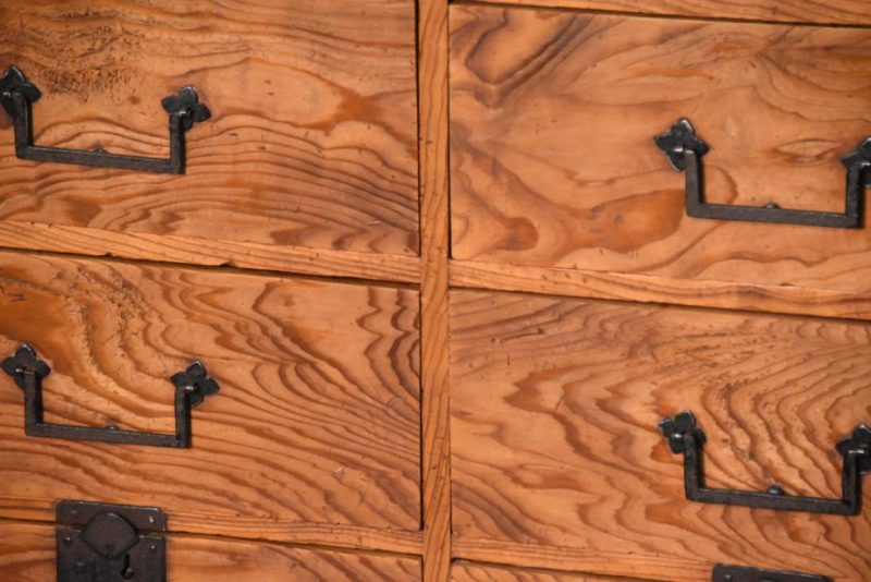 Antique Japanese Chest of Drawers - Image 10