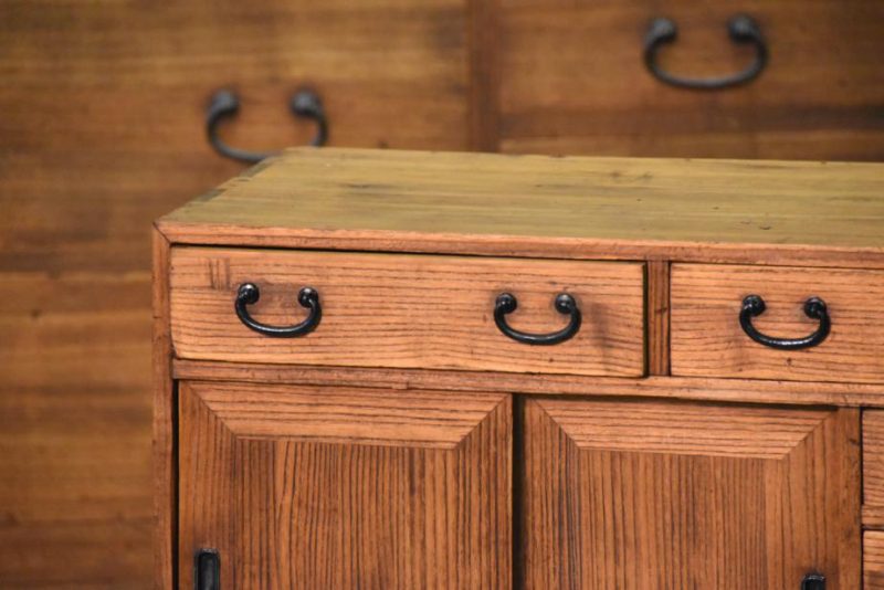 Small Japanese Accessories Chest - Image 10
