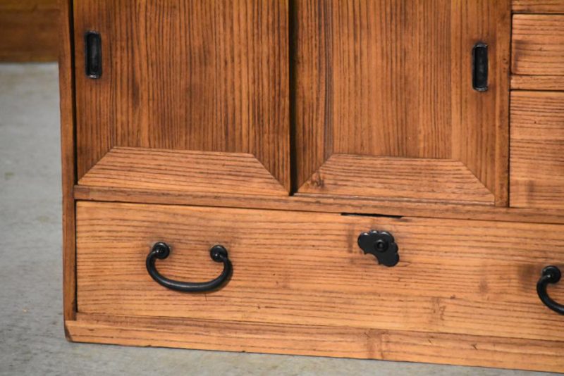 Small Japanese Accessories Chest - Image 9