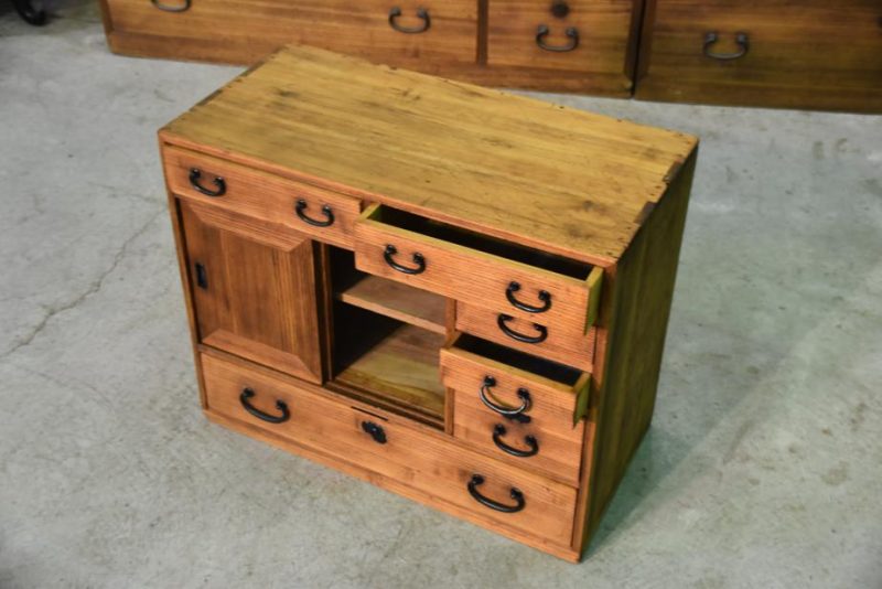 Small Japanese Accessories Chest - Image 6