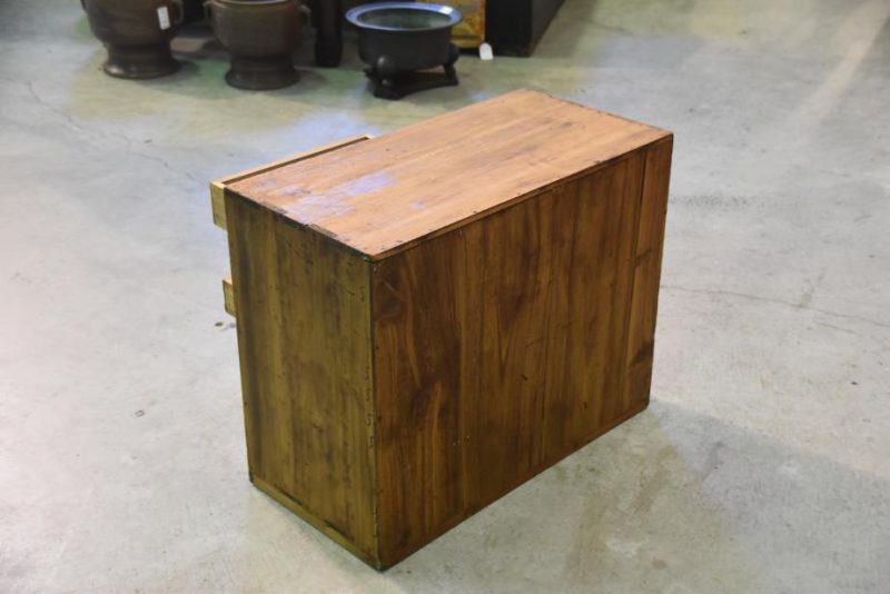 Small Japanese Accessories Chest - Image 3