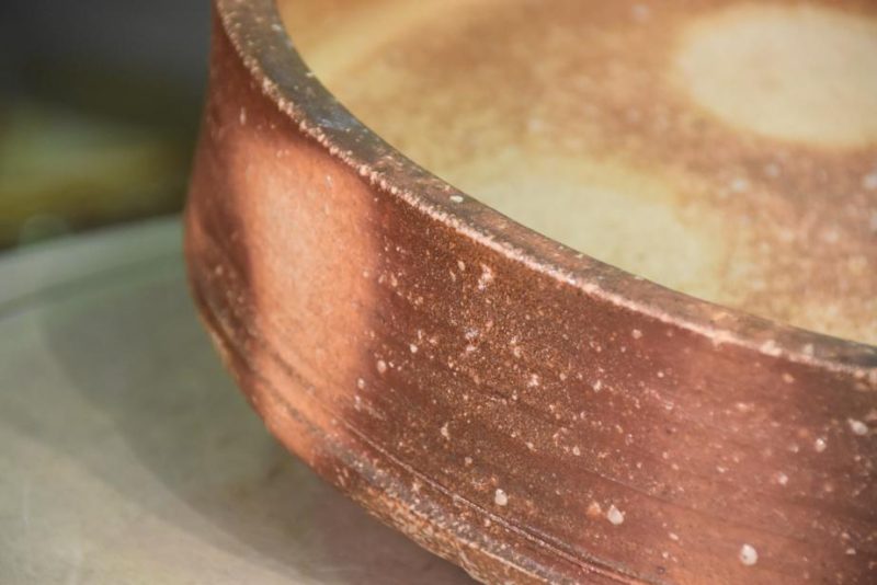 Shigaraki Pottery Bowl Vase - Image 5