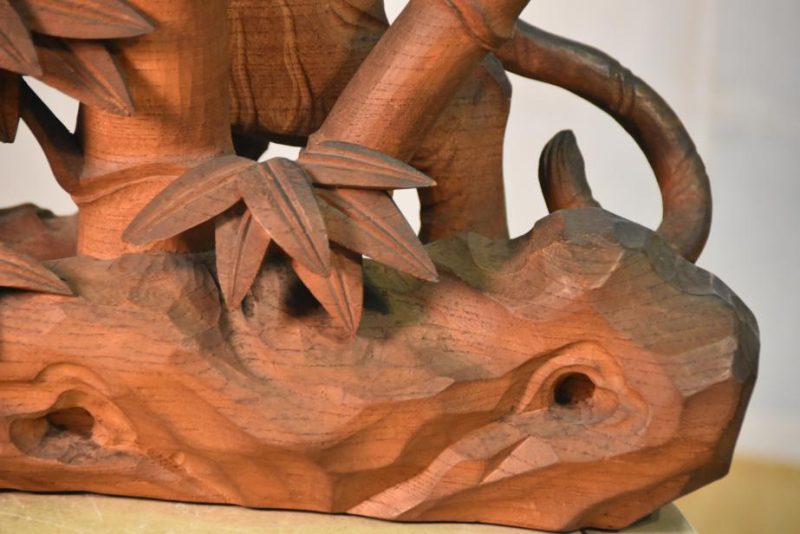 Japanese Tiger and Bamboo carved in Elm Wood - Image 6