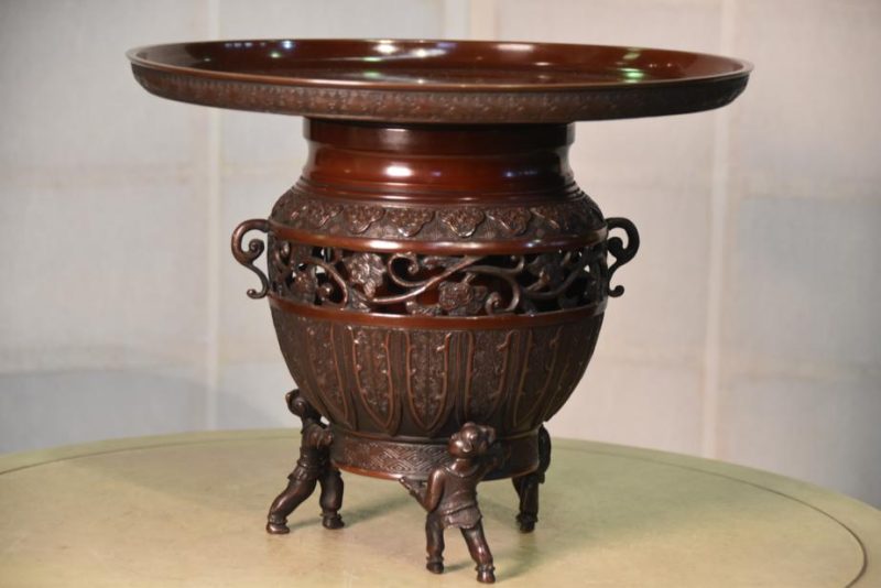 Japanese Vintage Bronze 3 Section Vase Usubata - Image 9