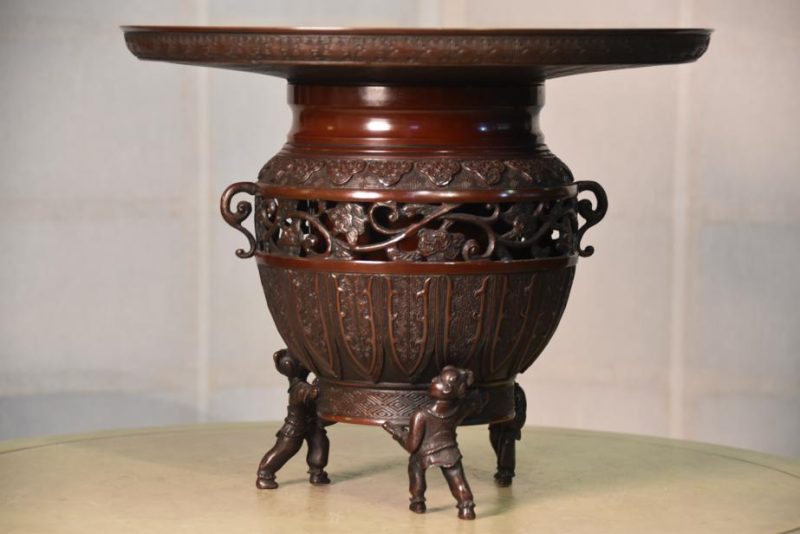 Japanese Vintage Bronze 3 Section Vase Usubata - Image 8