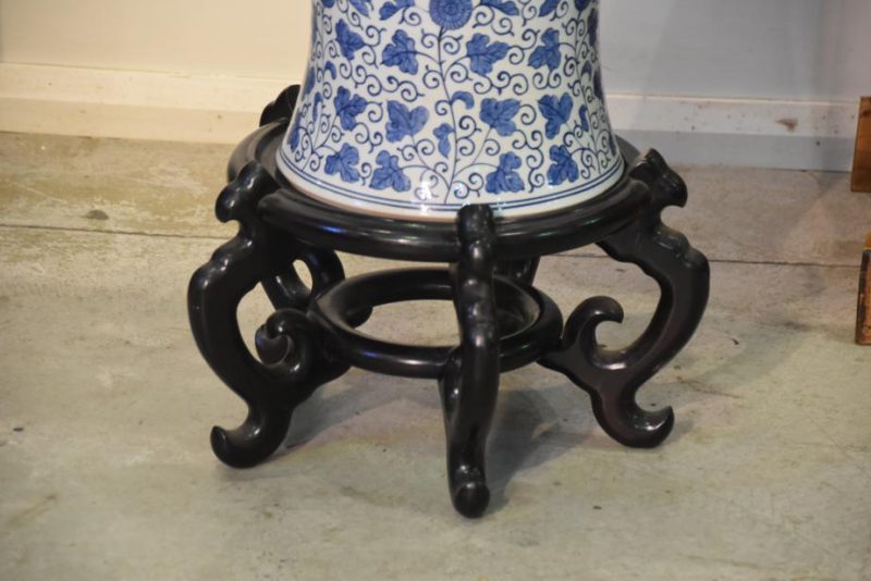 Japanese Arita Ware Vase and Wooden Stand - Image 14