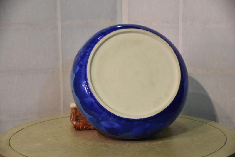 Porcelain Crystaline Vase - Image 3