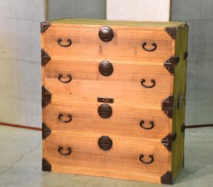 Antique 4 Drawer Clothing Chest