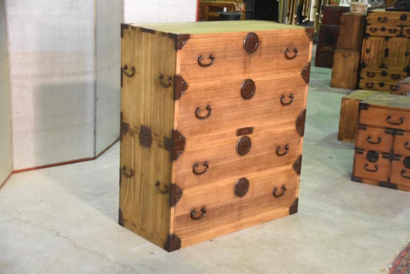 Antique 4 Drawer Clothing Chest - Image 5