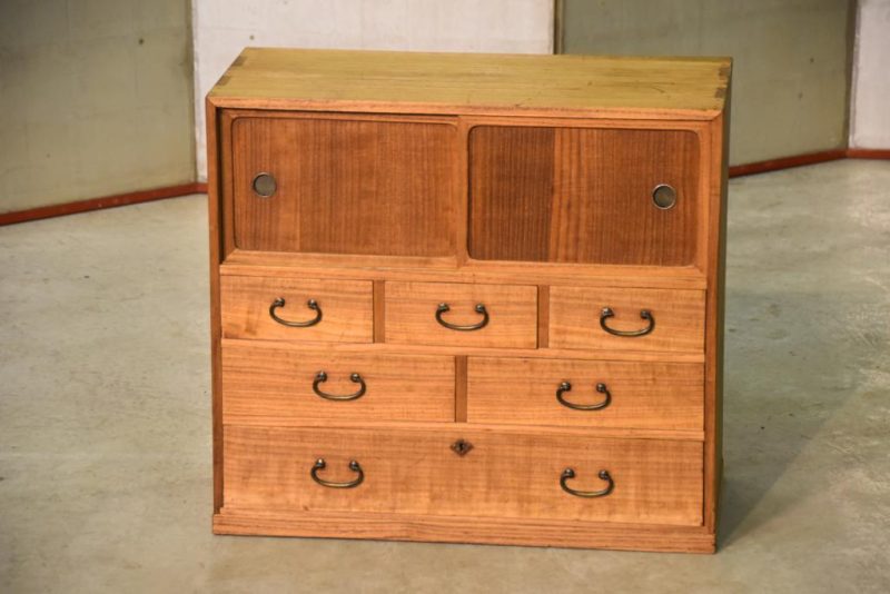 Japanese Small Chest of Drawers - Image 10