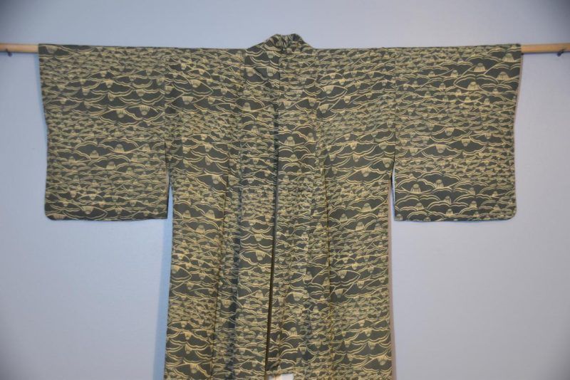 Silk Japanese Kimono - Image 7
