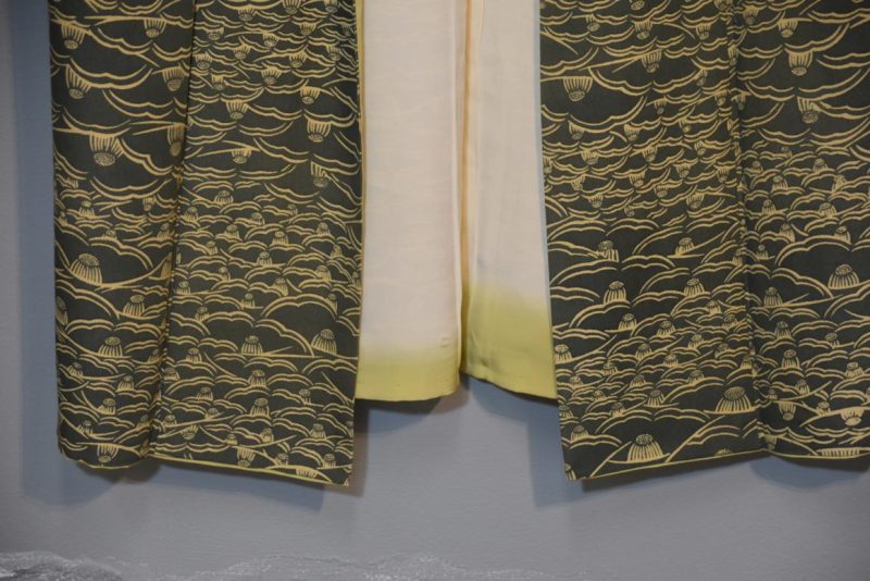 Silk Japanese Kimono - Image 4